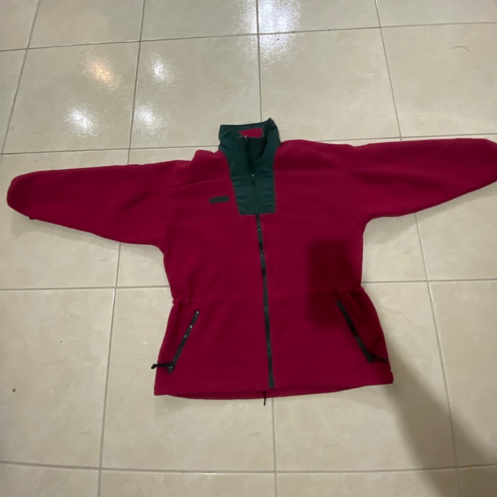 Columbia "Womens" half zip up jacket.